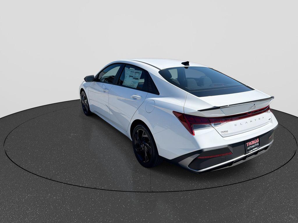 2026 Hyundai Elantra Blue - Photo 6