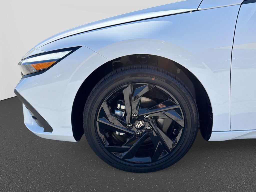 2026 Hyundai Elantra Blue - Photo 14