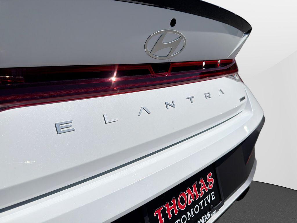 2026 Hyundai Elantra Blue - Photo 37