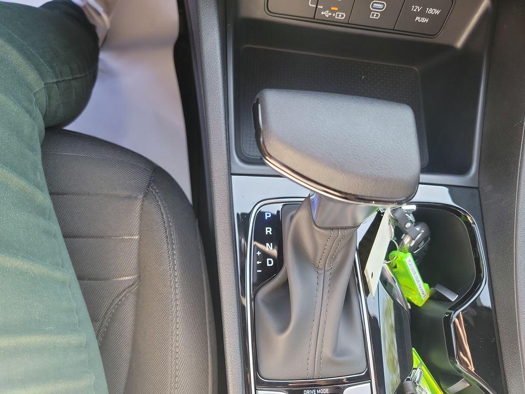 2026 Hyundai Santa Cruz SE - Photo 25