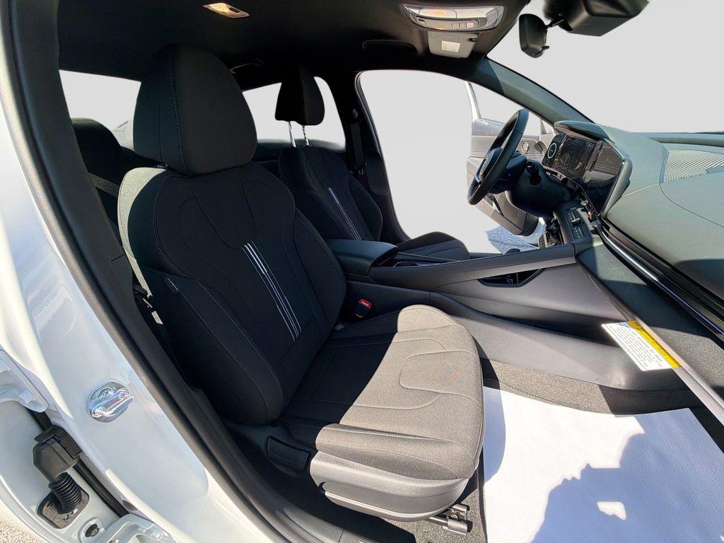 2026 Hyundai Elantra Blue - Photo 29