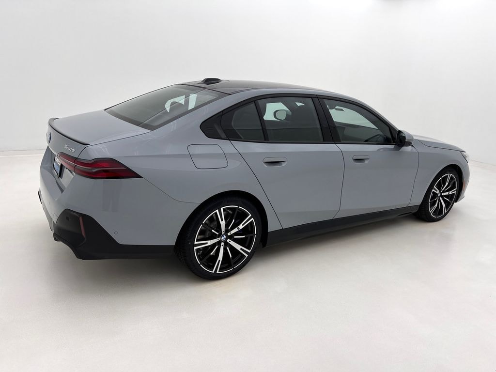 New 2027 BMW 5 Series 550e xDrive Sedan