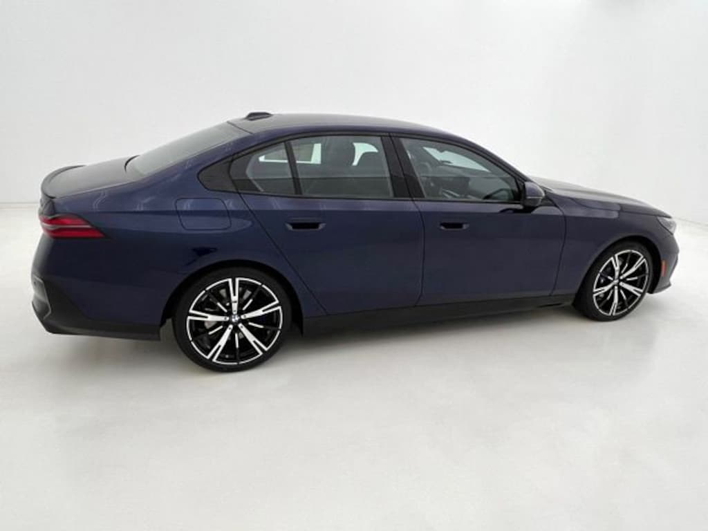 New 2027 BMW 5 Series 540i xDrive Sedan