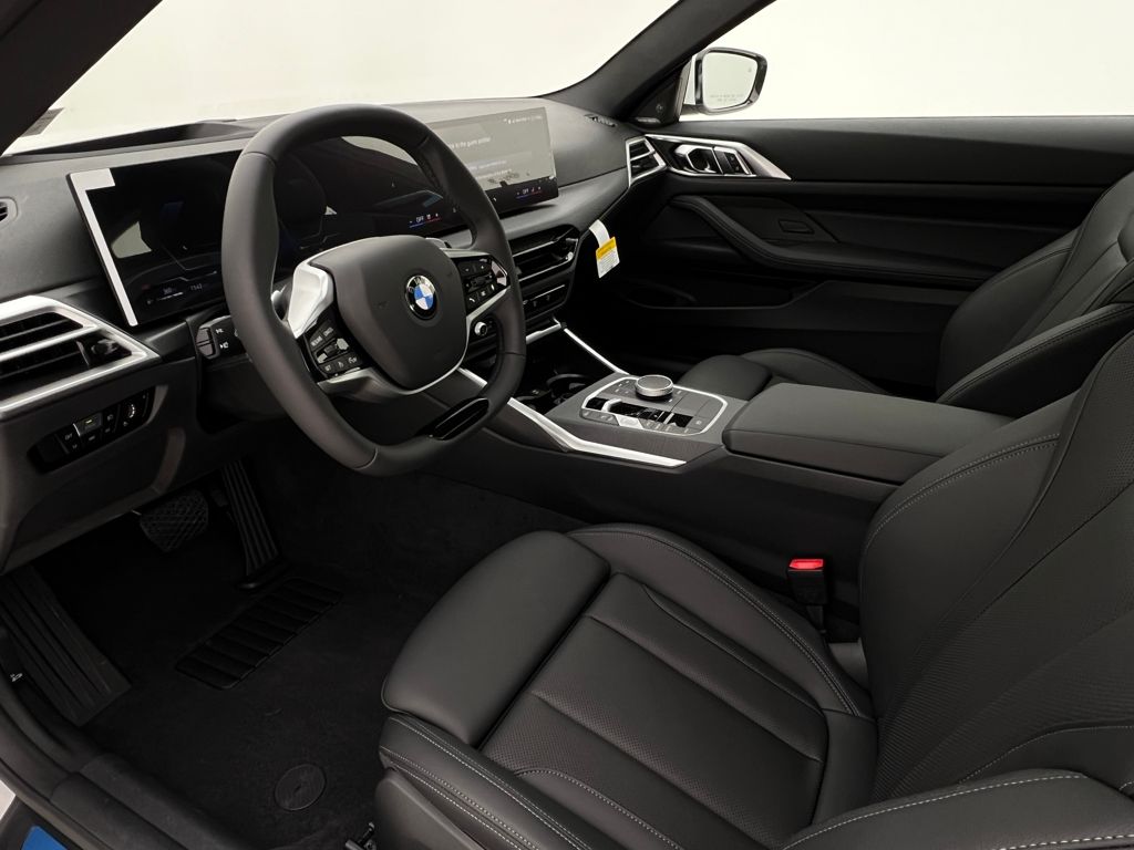 2026 BMW 4 Series 430i - Photo 9