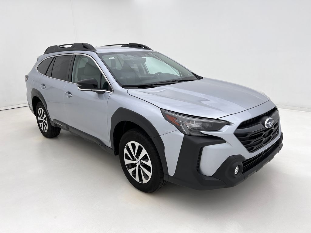 Used 2025 Subaru Outback Premium SUV
