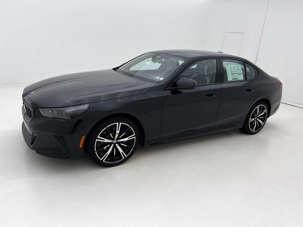 New 2027 BMW 5 Series 550e xDrive Sedan