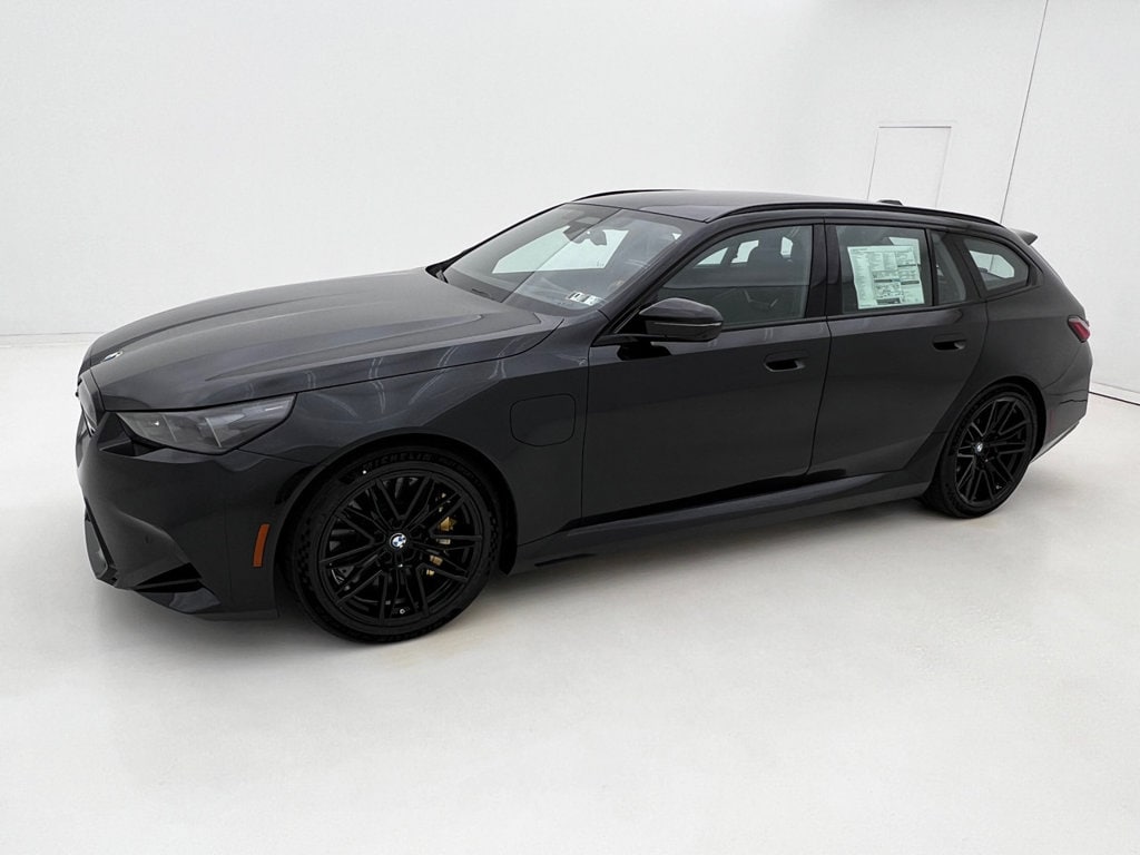 New 2027 BMW M5 Base Wagon