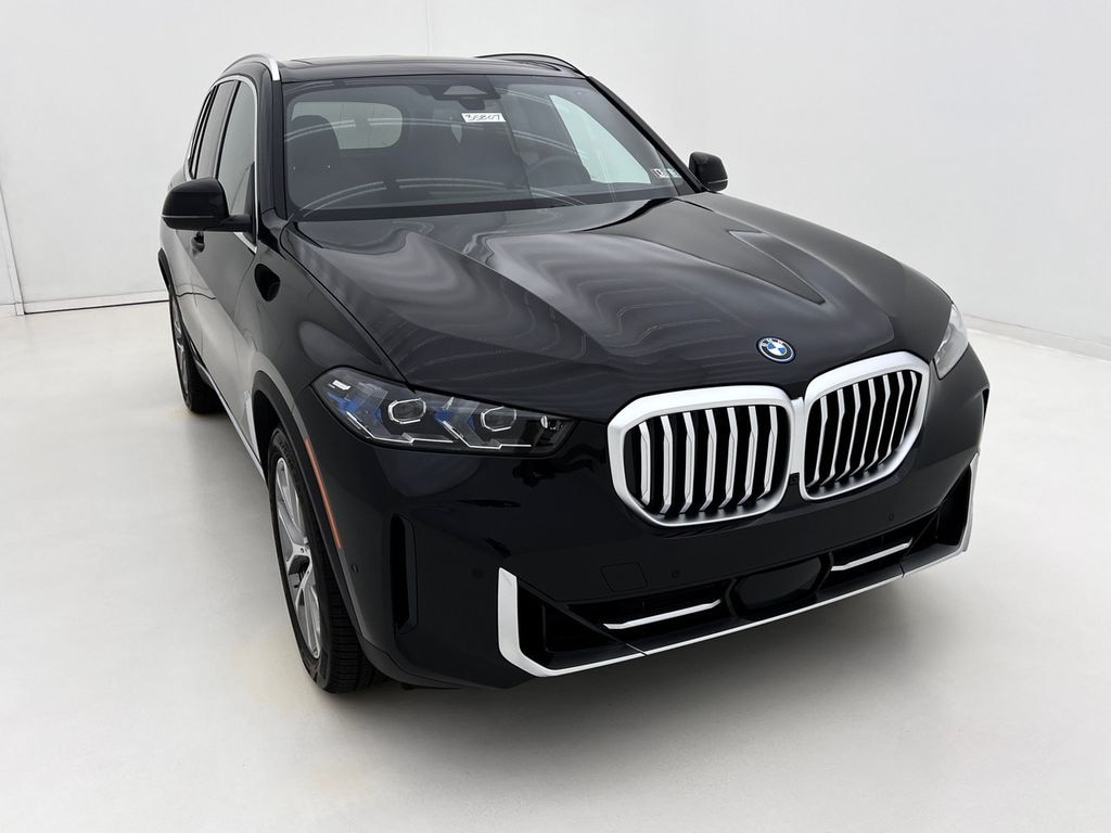 New 2026 BMW X5 xDrive50e SUV