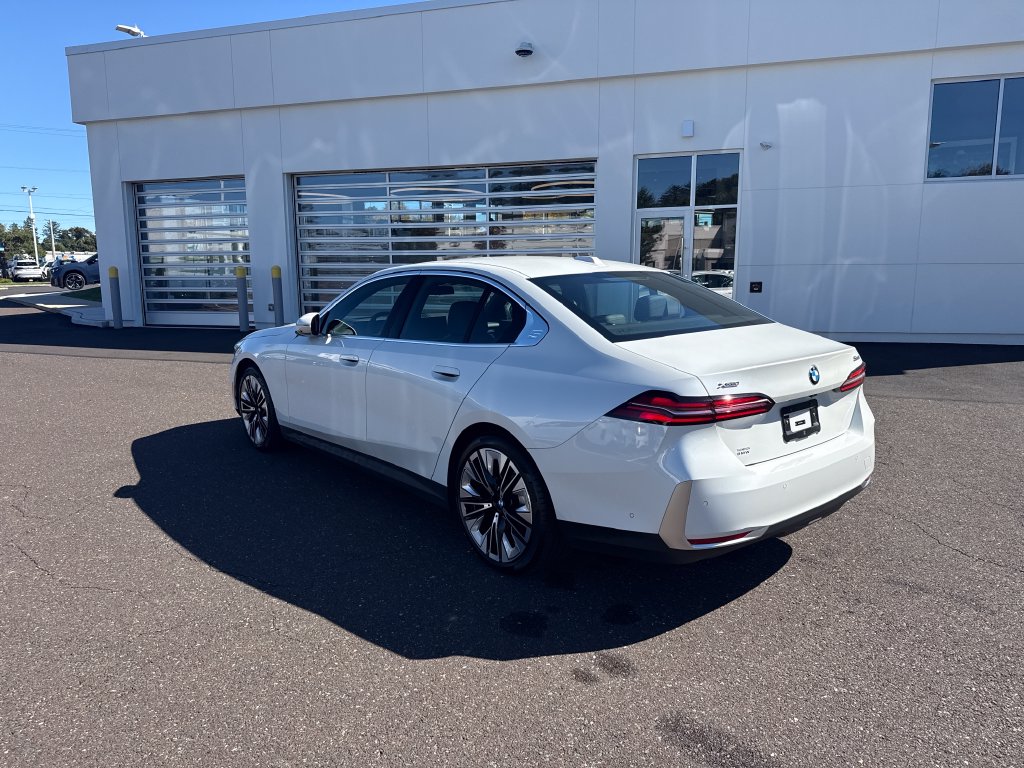 Certified 2026 BMW 530i xDrive Sedan