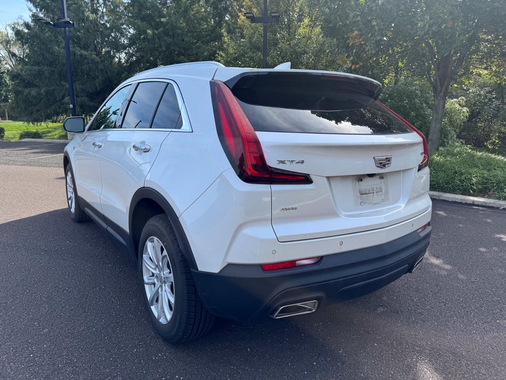 Used 2022 Cadillac XT4 Luxury SUV