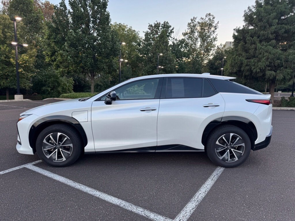 Certified 2024 Lexus RZ 450e SUV