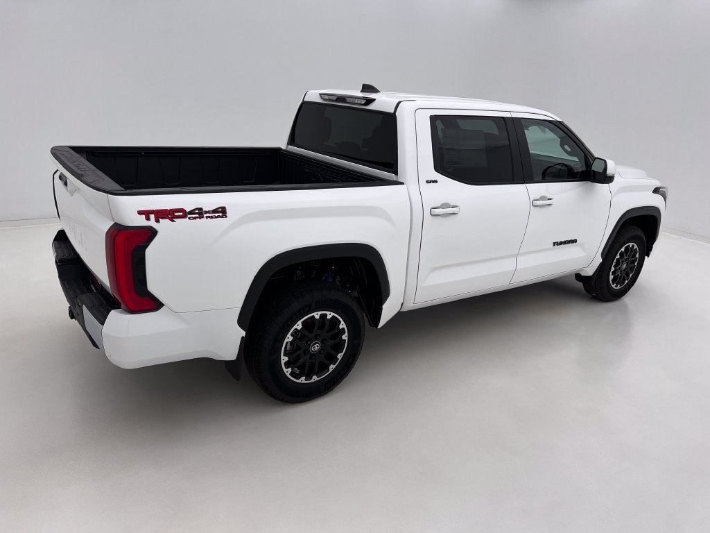 New 2026 Toyota Tundra SR5 SR5 CREWMAX 5.5