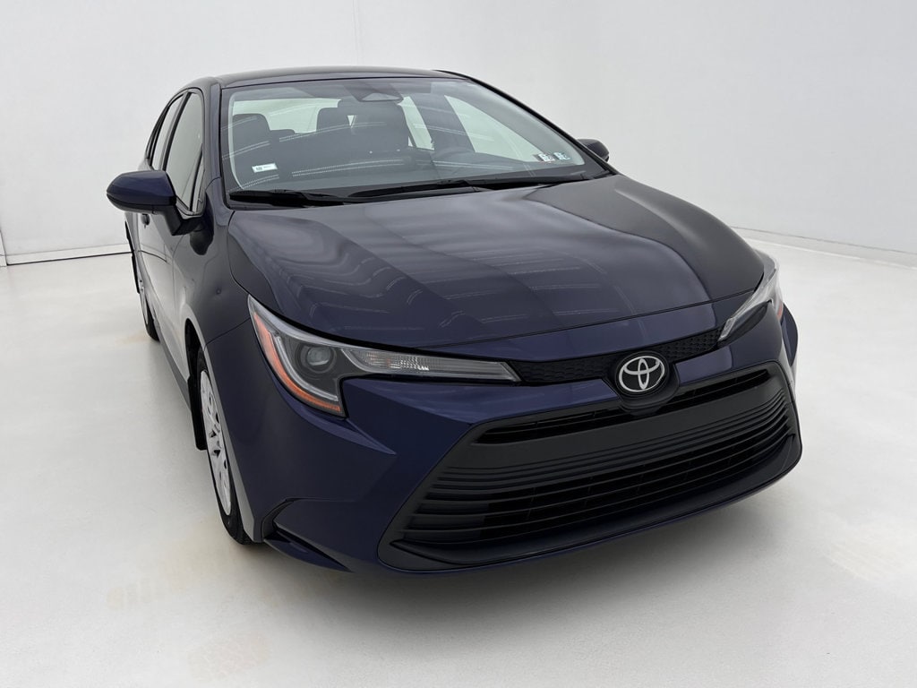 Used 2023 Toyota Corolla LE Sedan