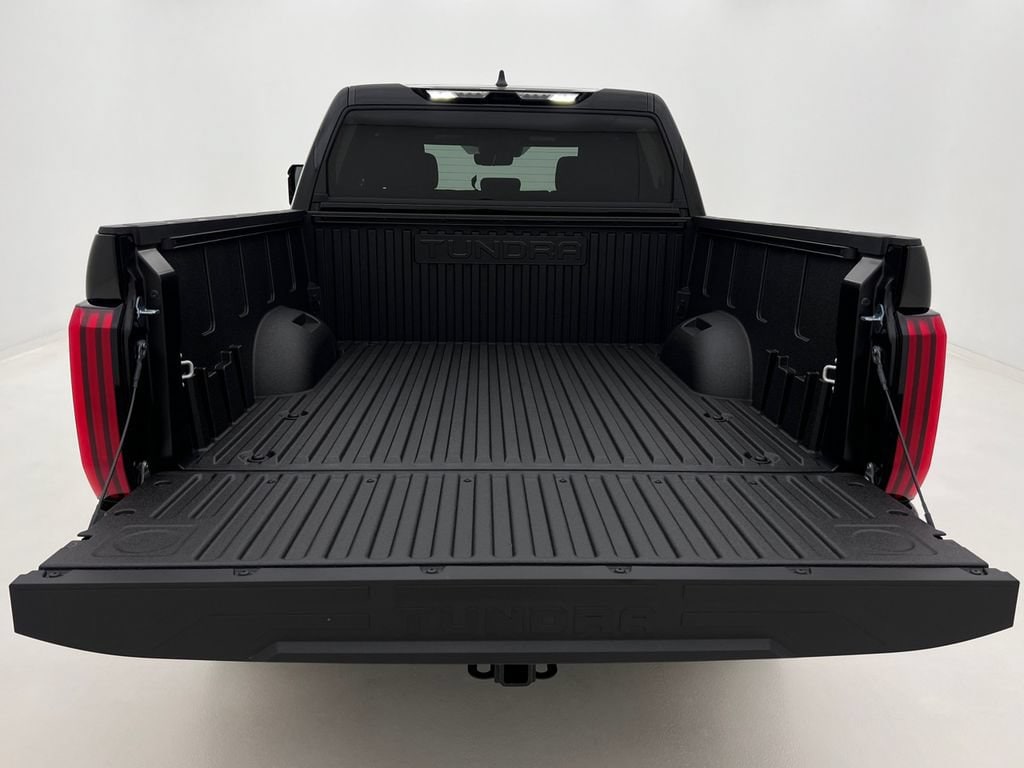 2026 Toyota Tundra SR5 - Photo 7