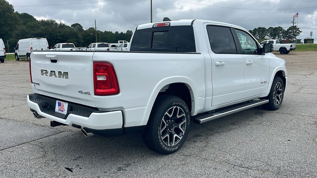 2026 RAM 1500 Laramie - Photo 8