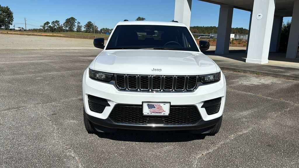 New 2025 Jeep Grand Cherokee LAREDO 4X2 Sport Utility