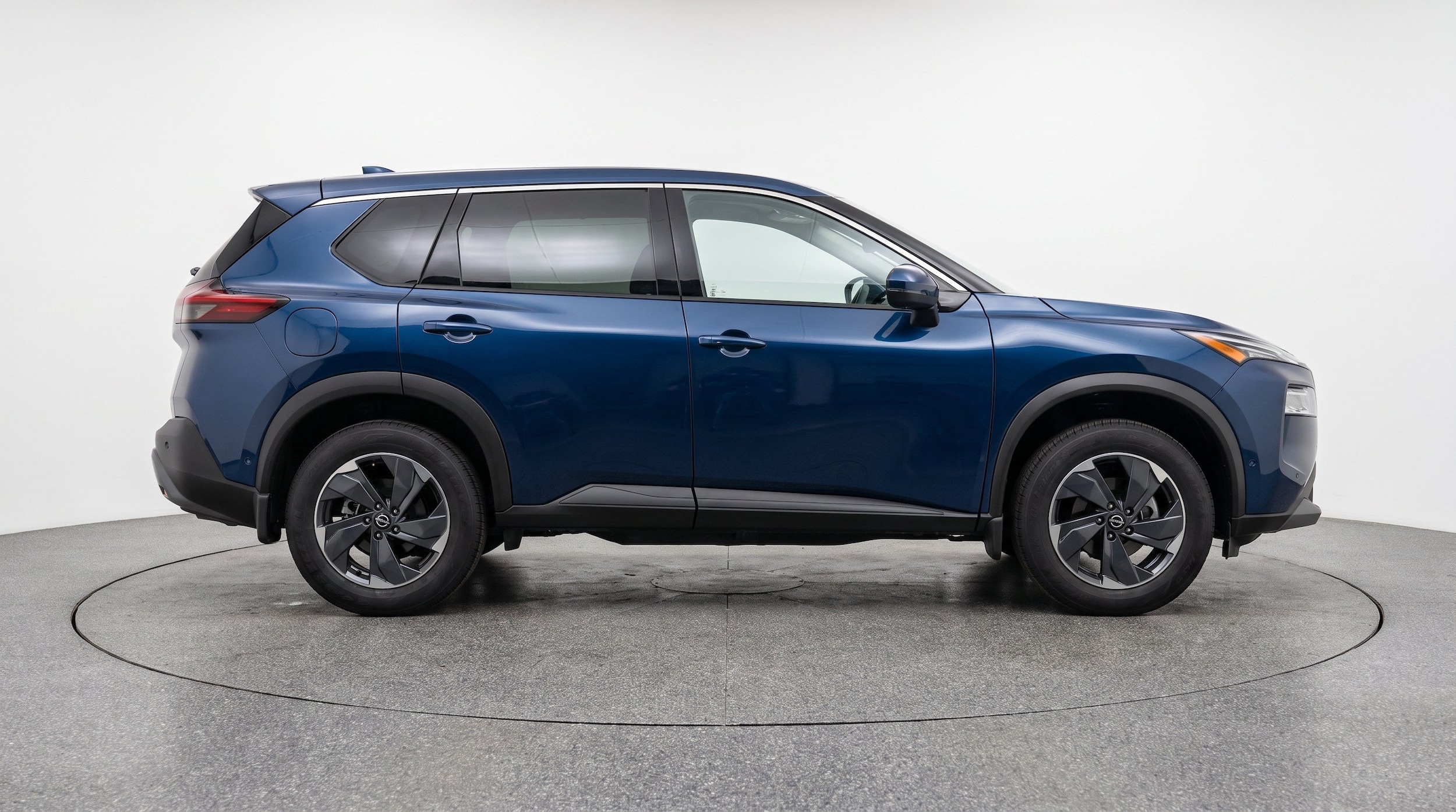 Thumbnail: 2025 Nissan Rogue - 10
