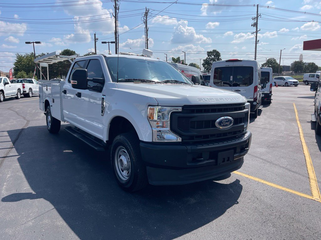 2022 Ford F-350 Super Duty Chassis Cab