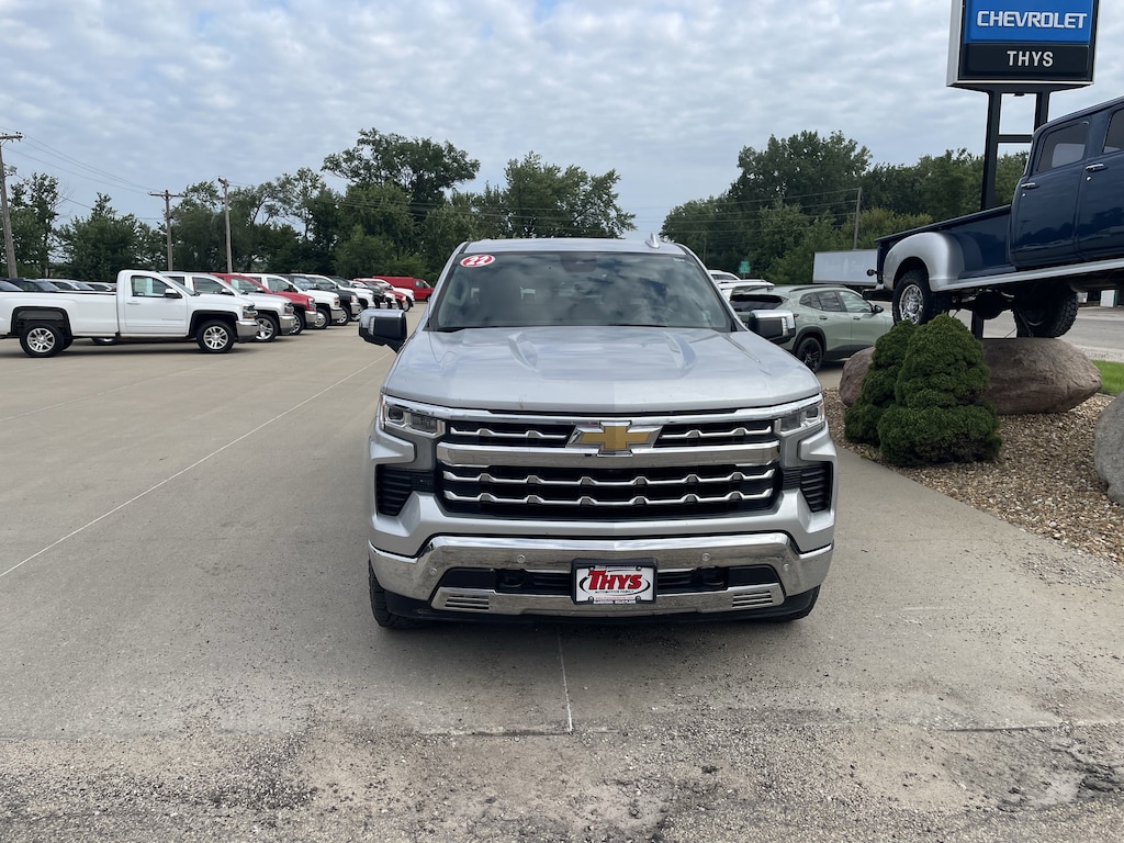 Used 2022 Chevrolet Silverado 1500 LTZ 4WD Crew Cab 147 LTZ