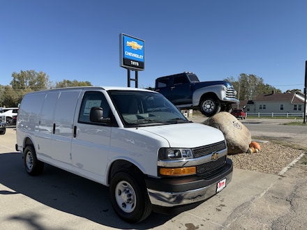 2025 Chevrolet Express Cargo WT Van