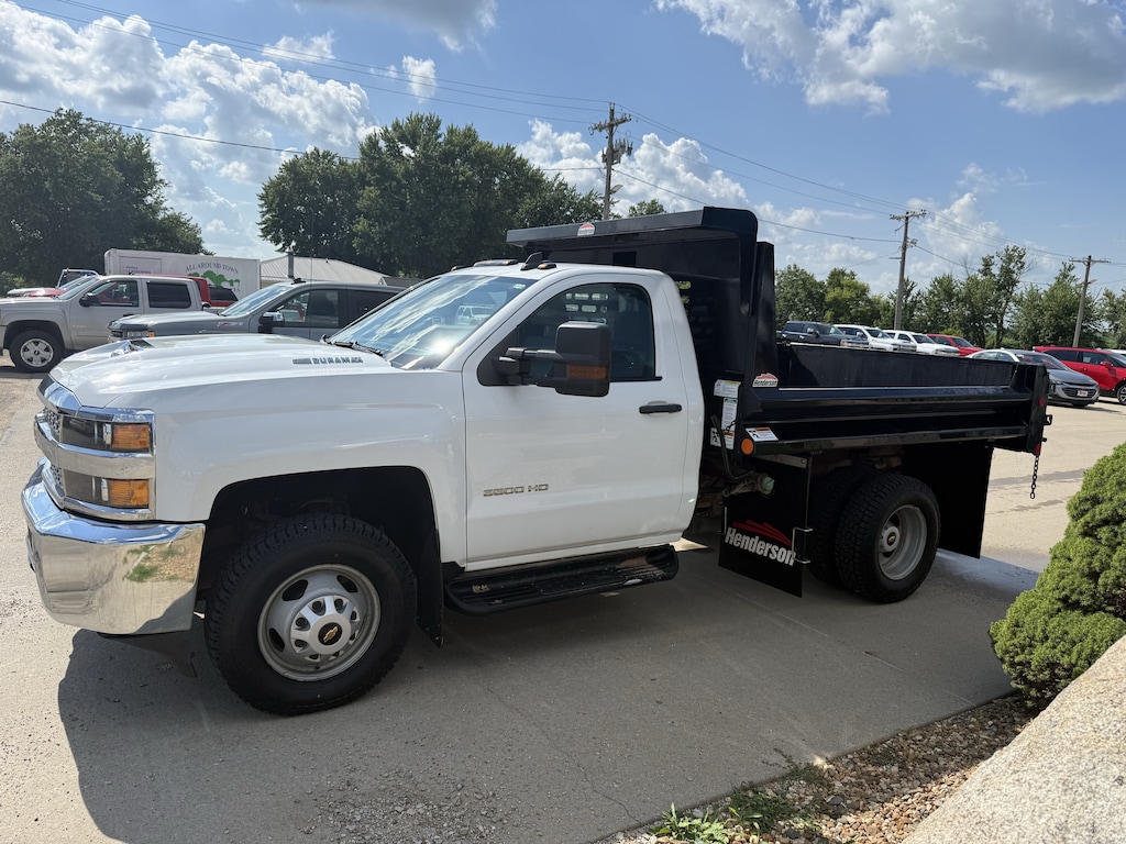 Used 2019 Chevrolet Silverado 3500HD CC WT 4WD Reg Cab 137.5 WB, 59.06 CA WT