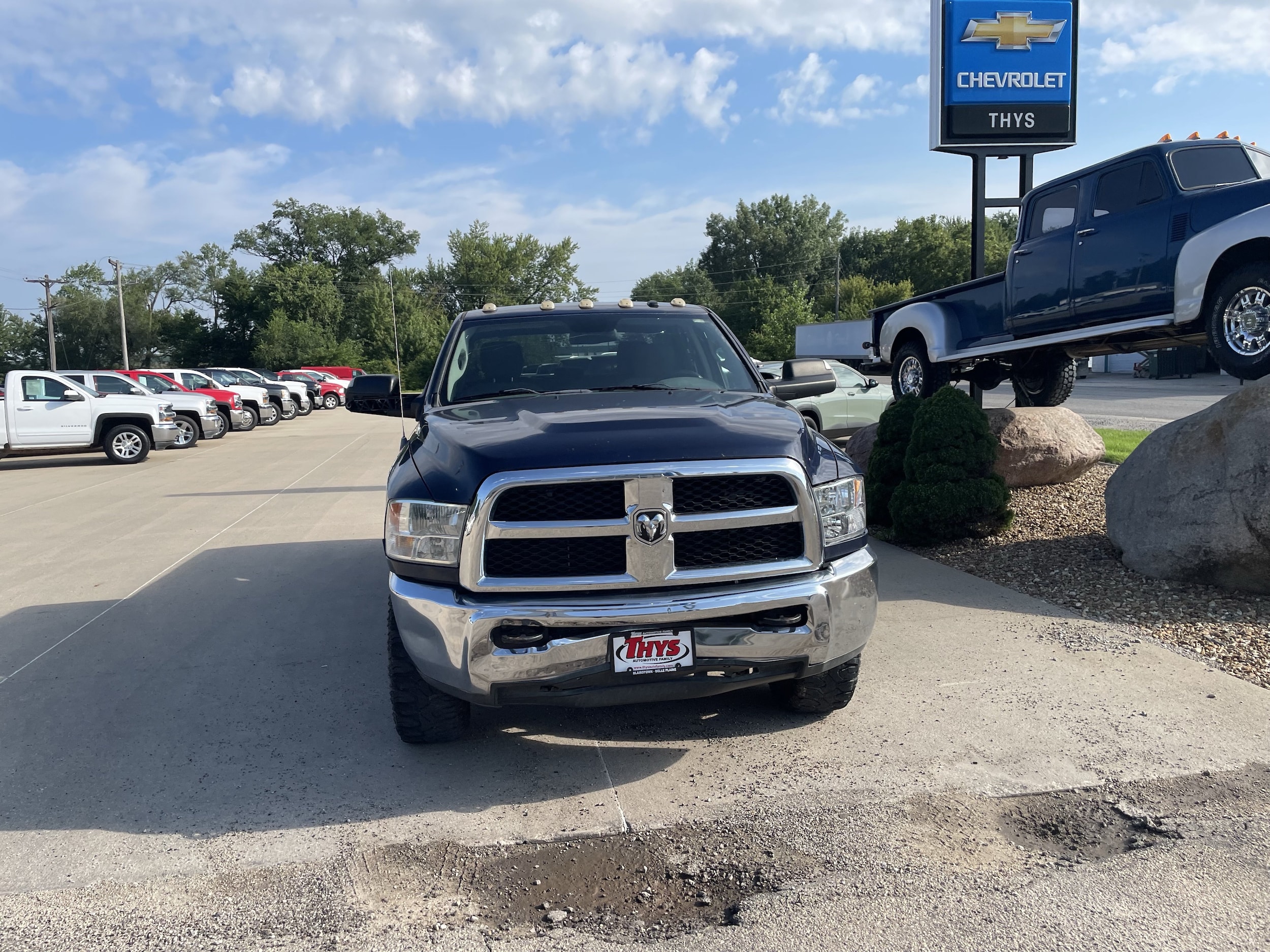 Used 2014 RAM Ram 2500 Pickup Tradesman with VIN 3C6UR5CL0EG129330 for sale in Vinton, IA