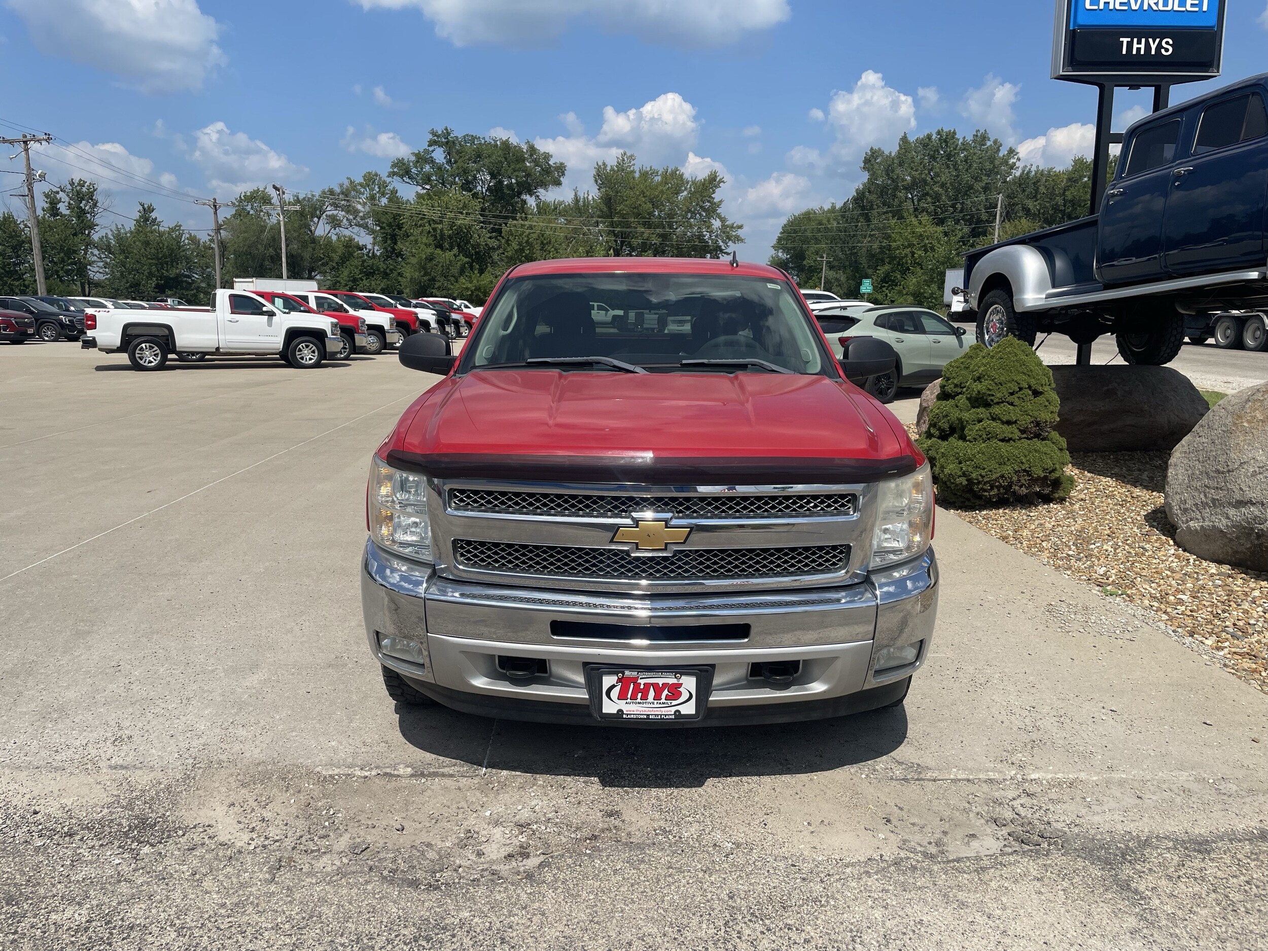 Used 2012 Chevrolet Silverado 1500 LT with VIN 1GCRKSE72CZ101222 for sale in Vinton, IA