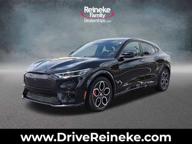 2022 Ford Mustang Mach-E