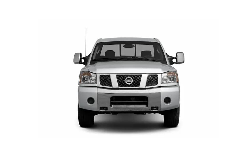 Used 2005 Nissan Titan LE Truck