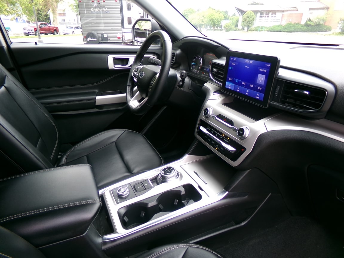 2024 Ford Explorer XLT - Photo 12