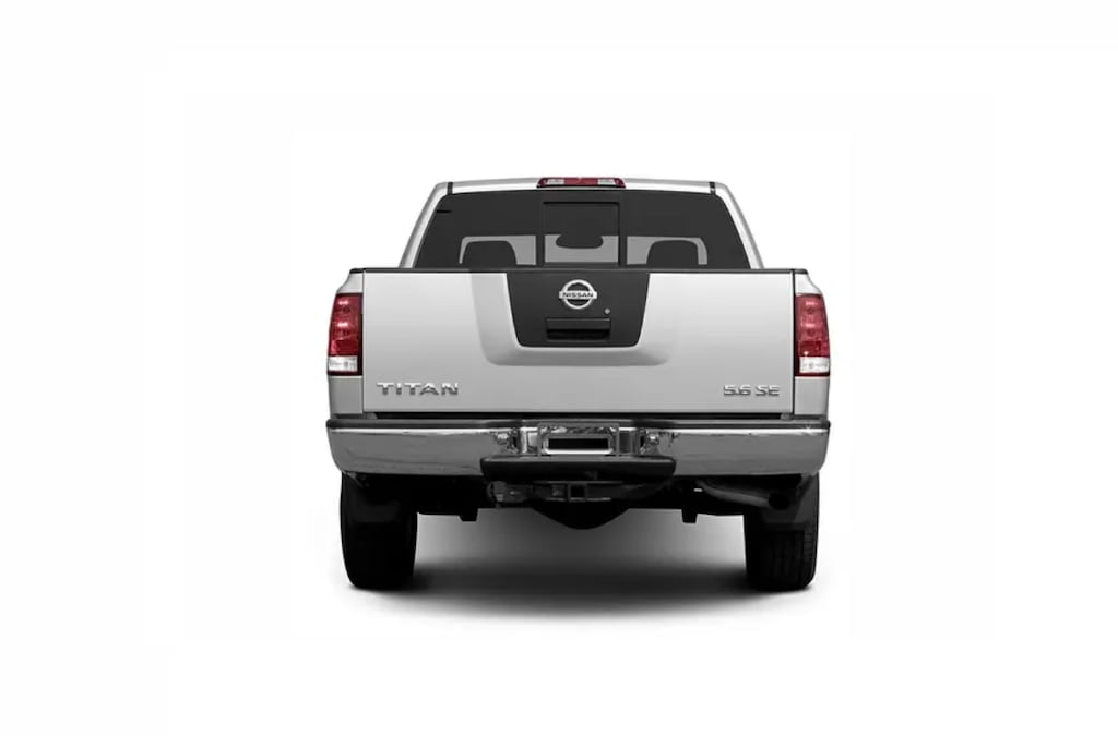 Used 2005 Nissan Titan LE Truck