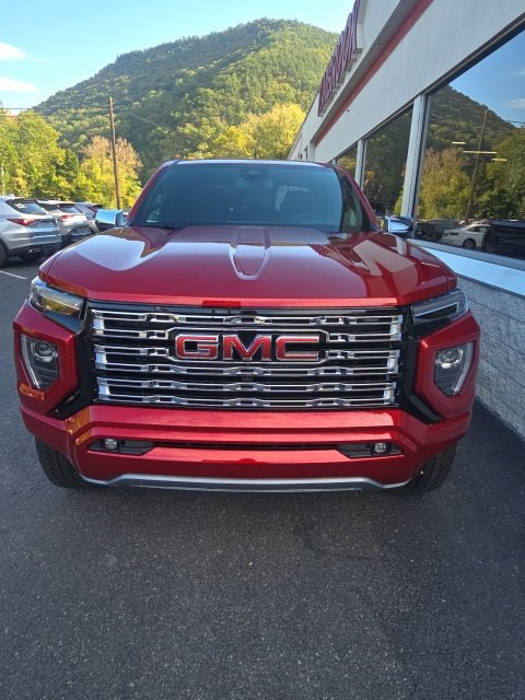 New 2026 GMC Canyon Denali Truck