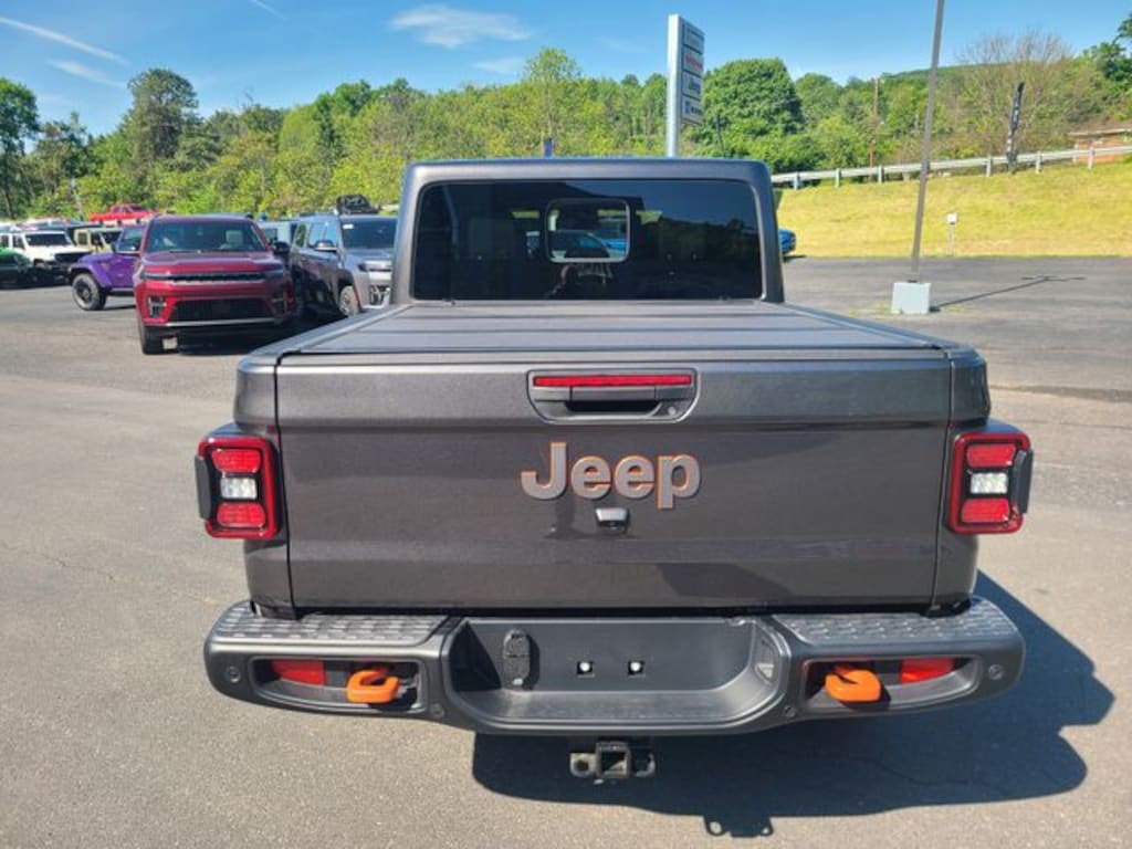 New 2026 Jeep Gladiator MOJAVE X 4X4 Pickup