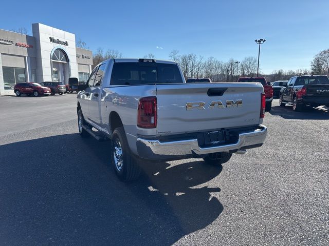 2026 RAM 3500 Tradesman - Photo 3