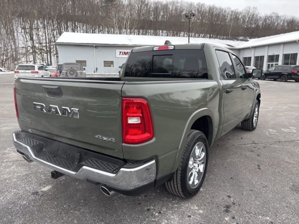 New 2026 Ram 1500 BIG HORN CREW CAB 4X4 5'7 BOX Pickup