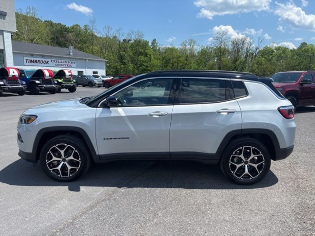 New 2026 Jeep Compass LIMITED 4X4 Sport Utility