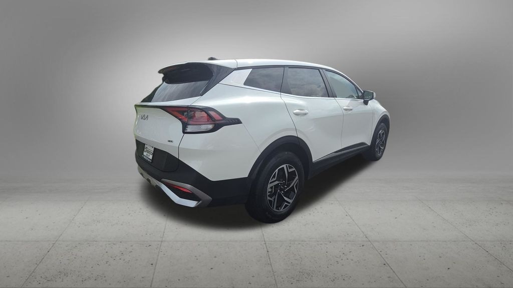 Used 2025 Kia Sportage LX SUV