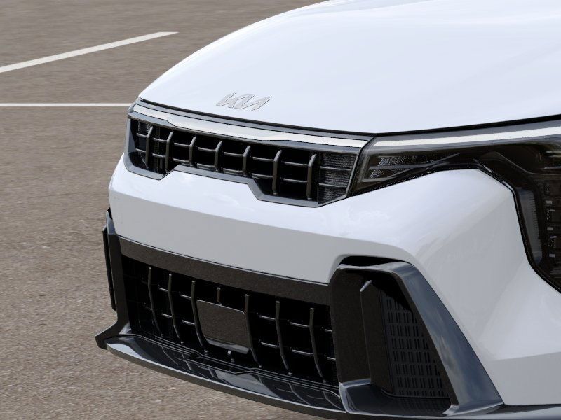 2025 Kia K4 GT-Line Turbo - Photo 12