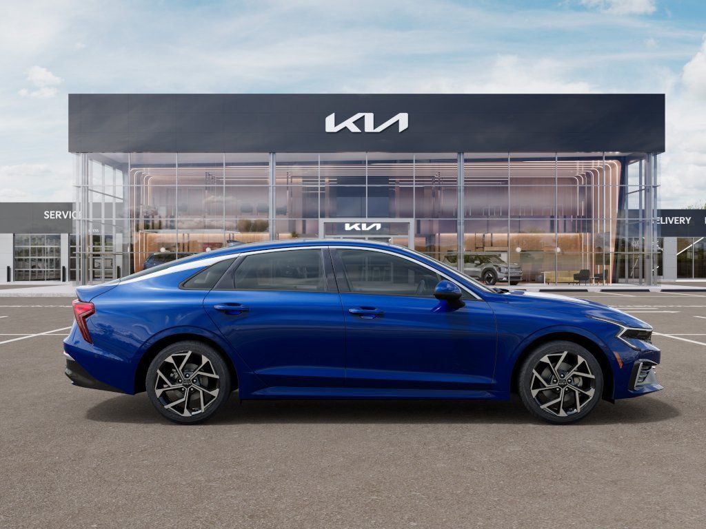 2025 Kia K5 EX - Photo 7