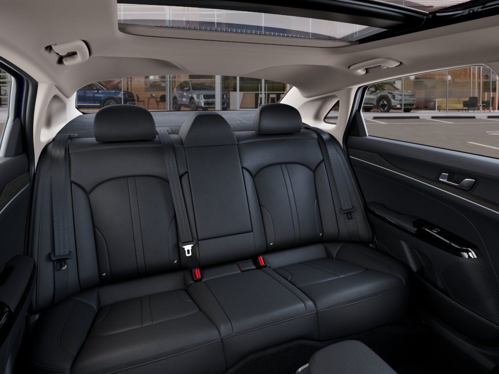 2025 Kia K5 EX - Photo 16
