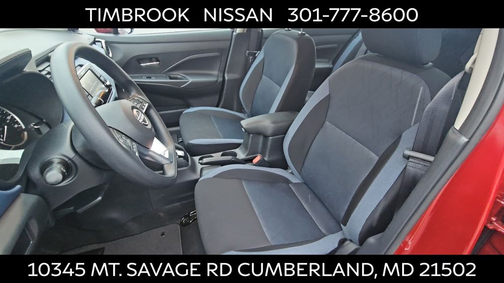 2025 Nissan Versa Sedan SV - Photo 10