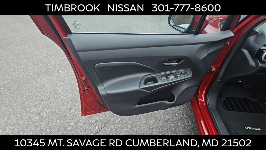 2025 Nissan Versa Sedan SV - Photo 9