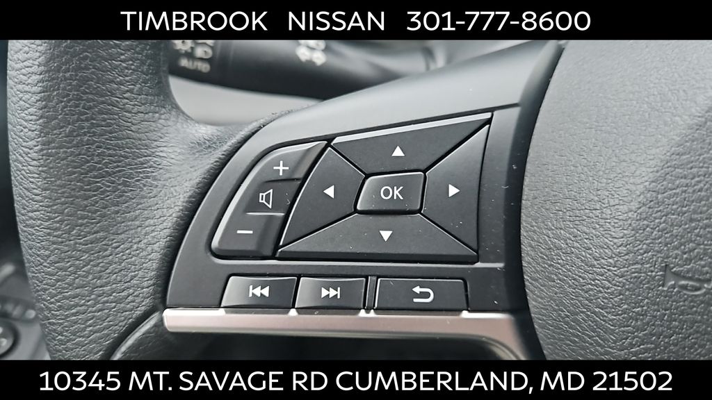 2025 Nissan Versa Sedan SV - Photo 14