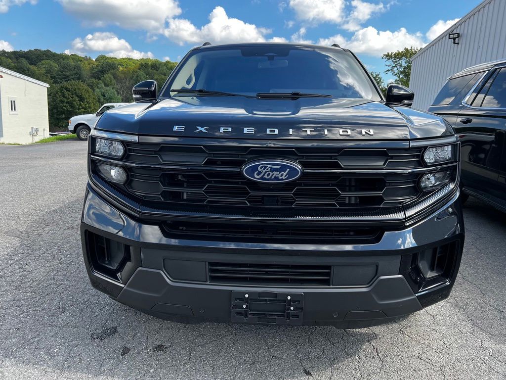 Used 2025 Ford Expedition MAX Active SUV
