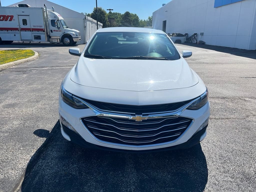 Used 2025 Chevrolet Malibu 1LT Car