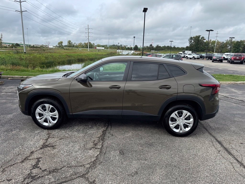 Used 2024 Chevrolet Trax LS SUV
