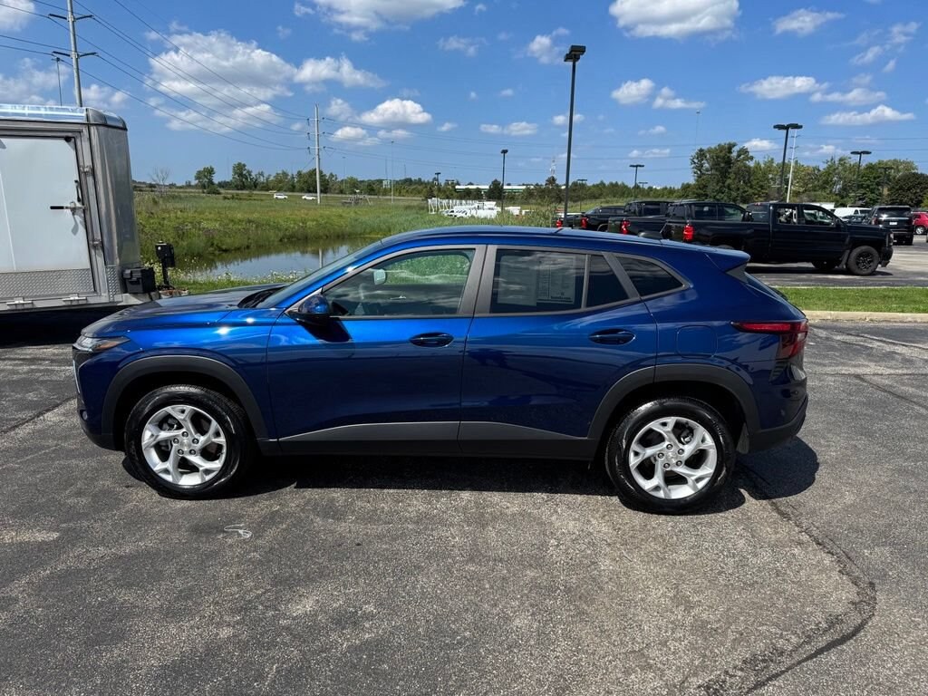 Used 2024 Chevrolet Trax LS SUV