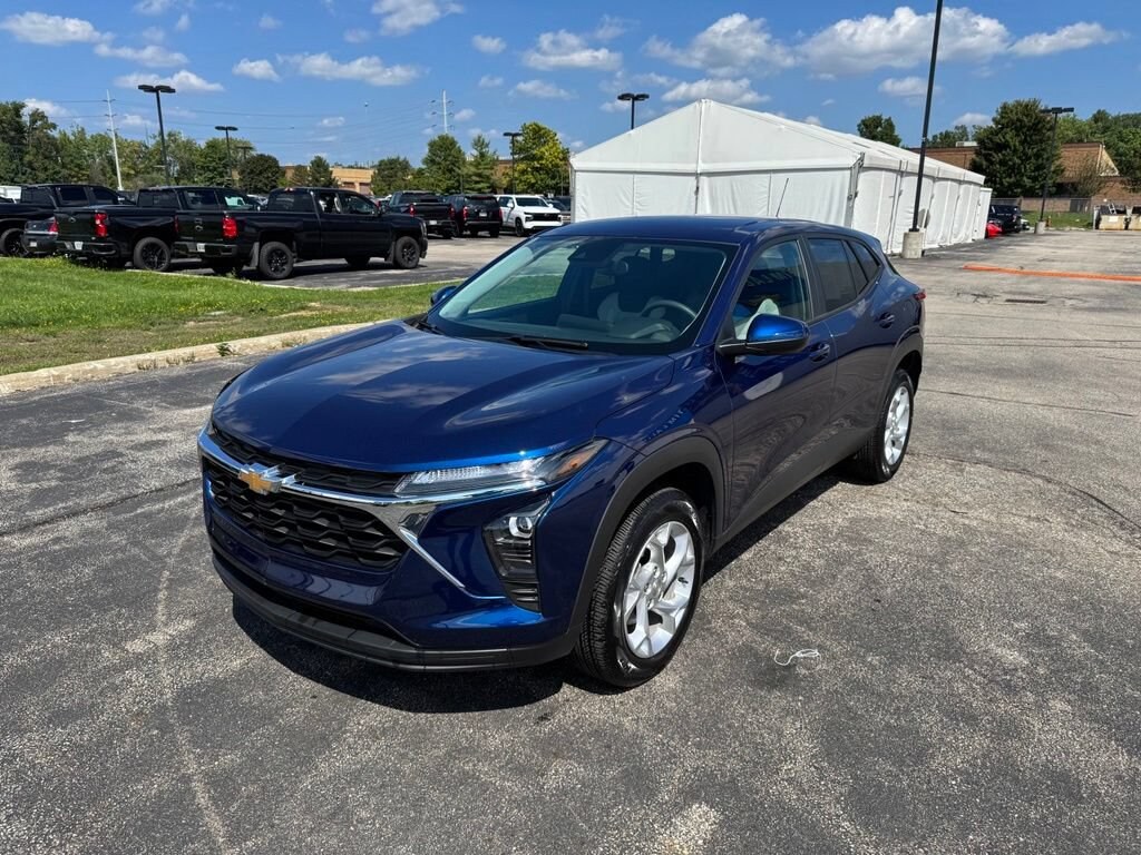 Used 2024 Chevrolet Trax LS SUV