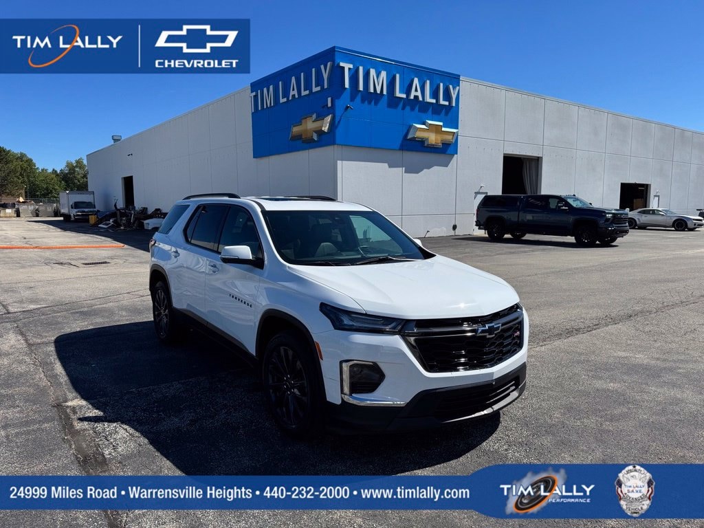 Used 2023 Chevrolet Traverse RS SUV
