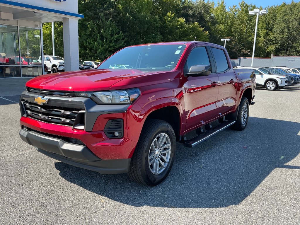 2024 Chevrolet Colorado LT